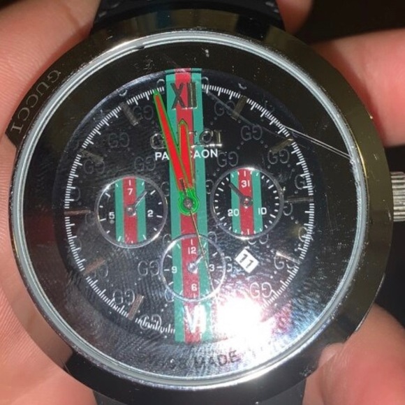 Gucci watch - Picture 1 of 3